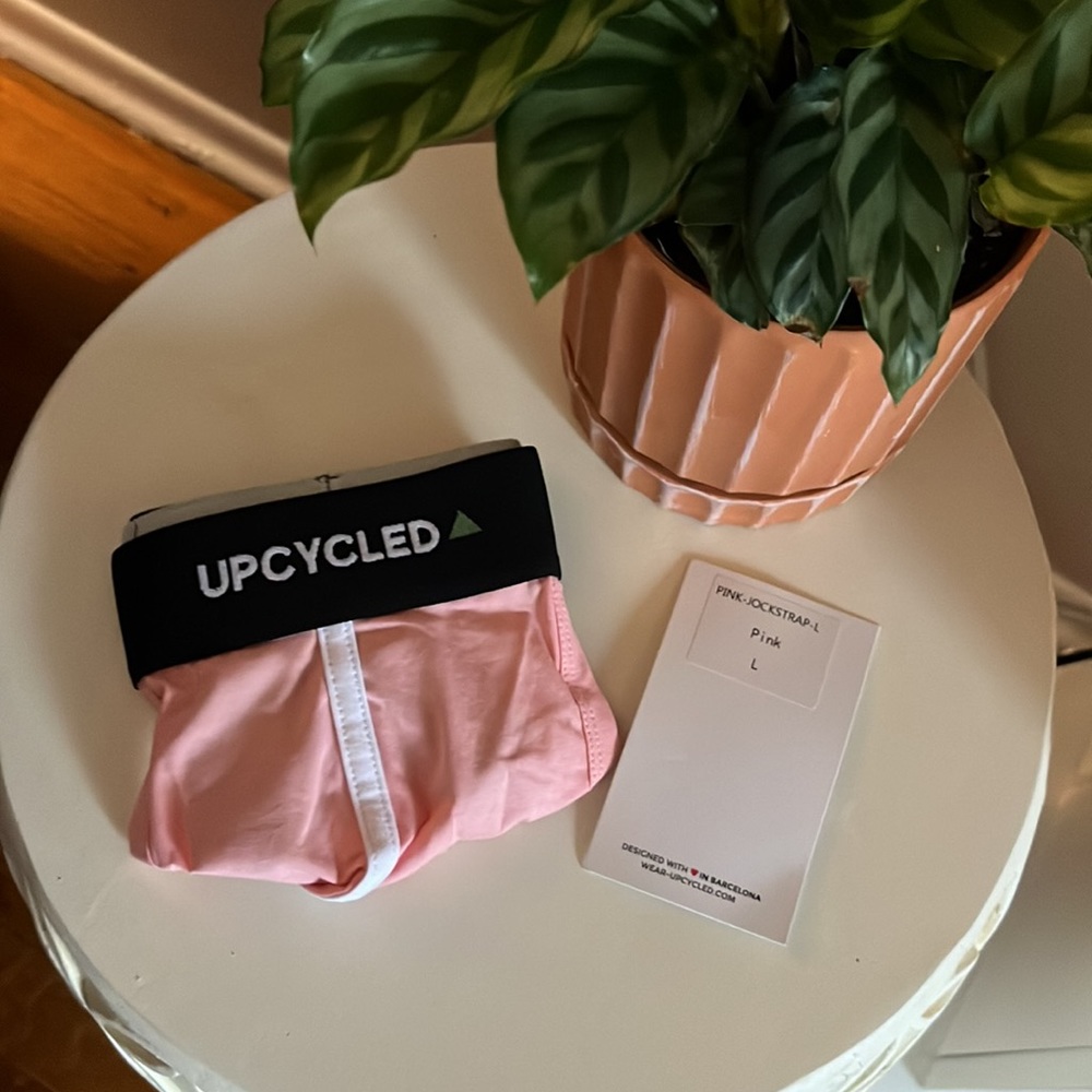 🌴 Upcycle Jock